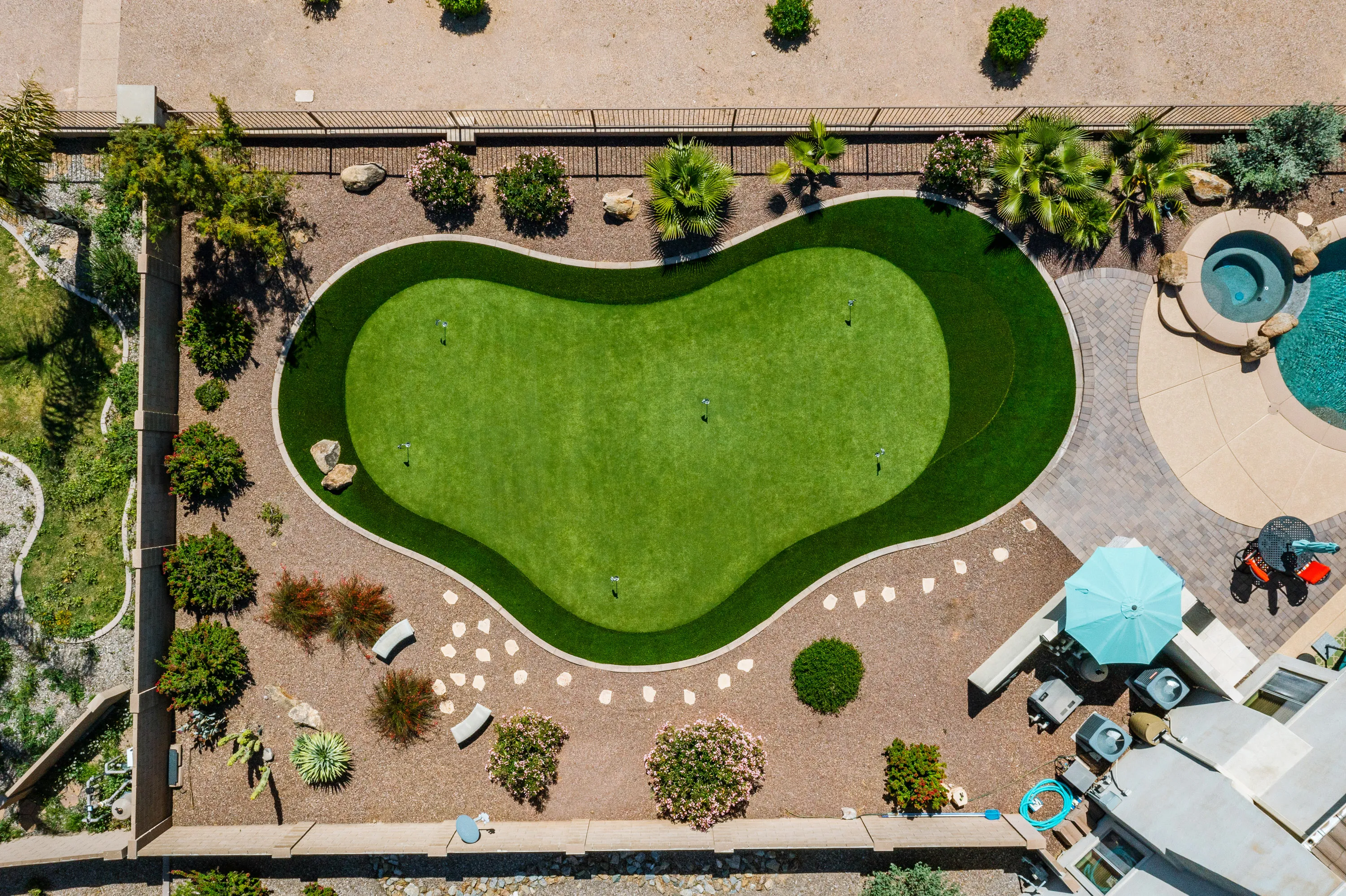 Artificial Grass Putting Green Design